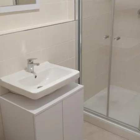 Unicity Apartment *